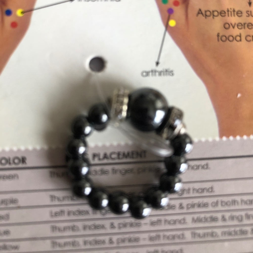 New 2 Magnetic Stretch Rings - Picture 3 of 3